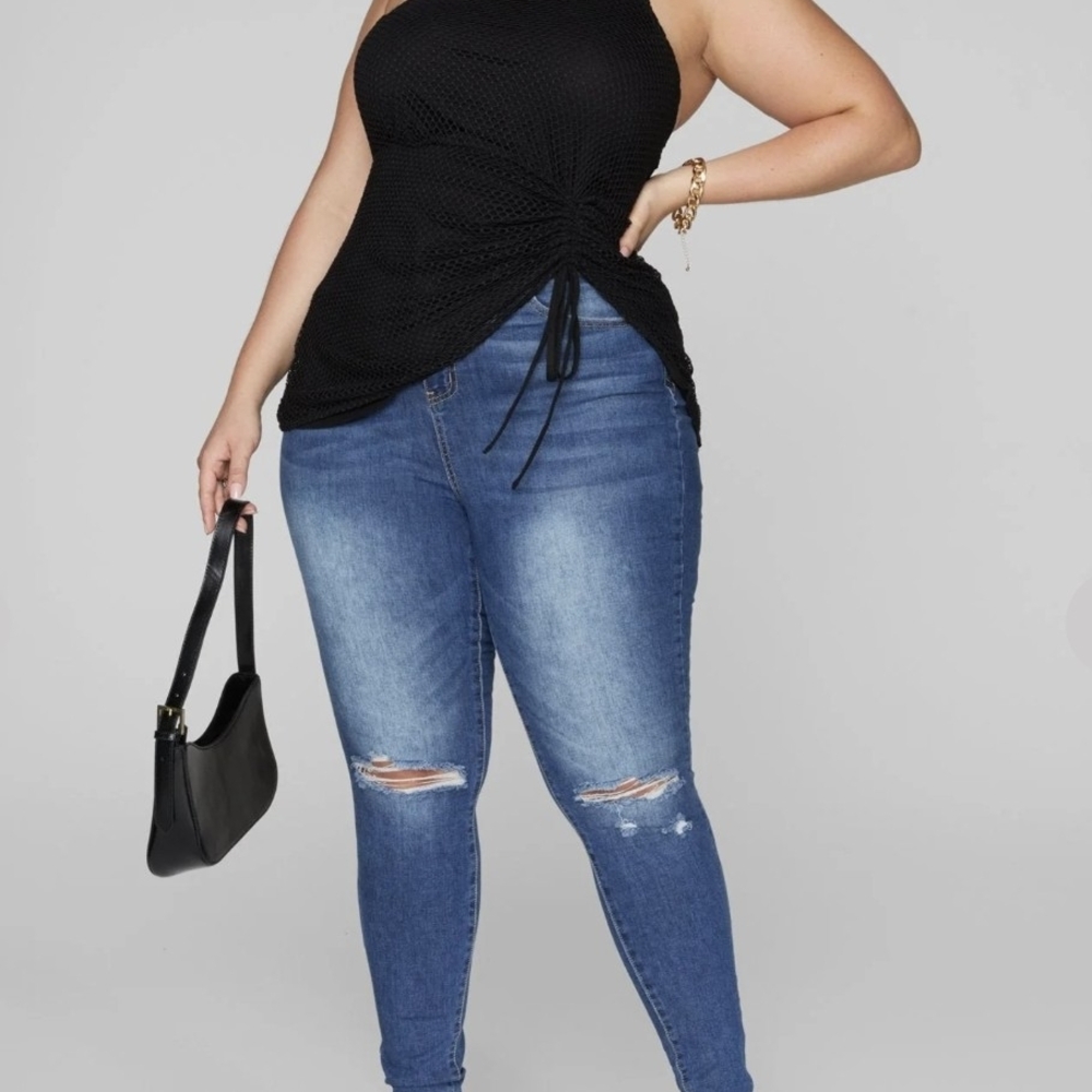 Fashion to Figure Black Asymmetrical Ruched Tank Top - Picture 4 of 8